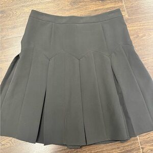 Karl Lagerfeld Paris Black Zig-Zag Pleated Mini Skirt - Size 10